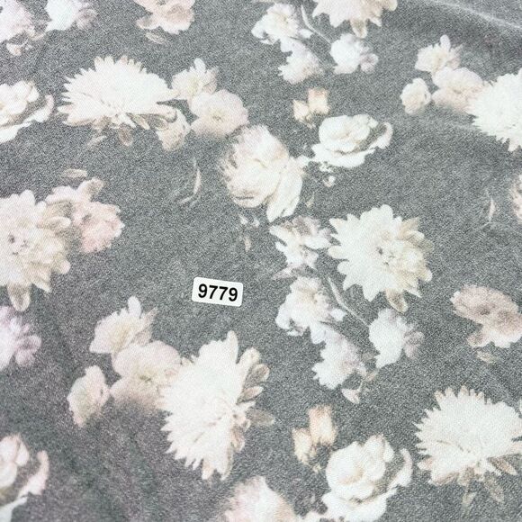 Chaser T-Shirt Womens Small Gray Jersey Long Sleeve Raglan Floral Round Neck new - Picture 8 of 10